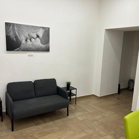 Apartmán Airport Security 161 Neapol Exteriér fotografie